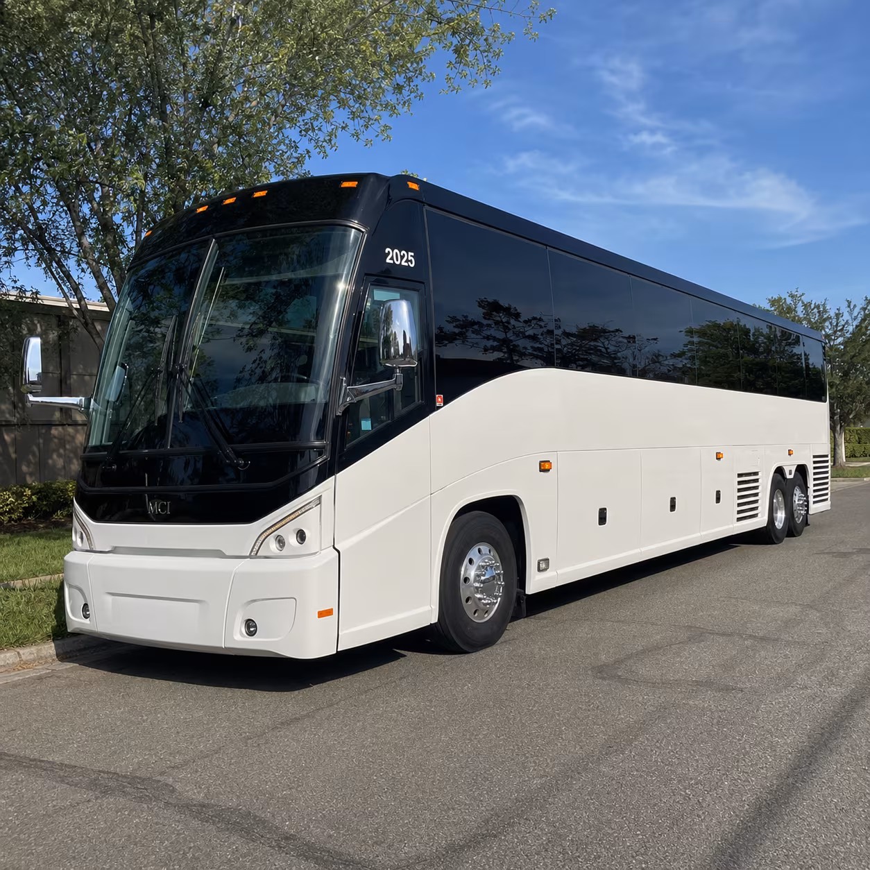 airport shuttle buses for auburn corporate travel groups