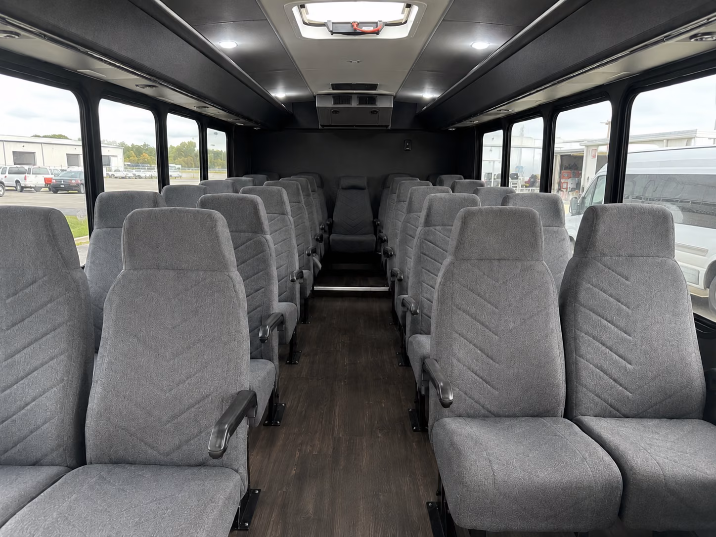 auburn bus rentals to uw huskies and wsu cougars games