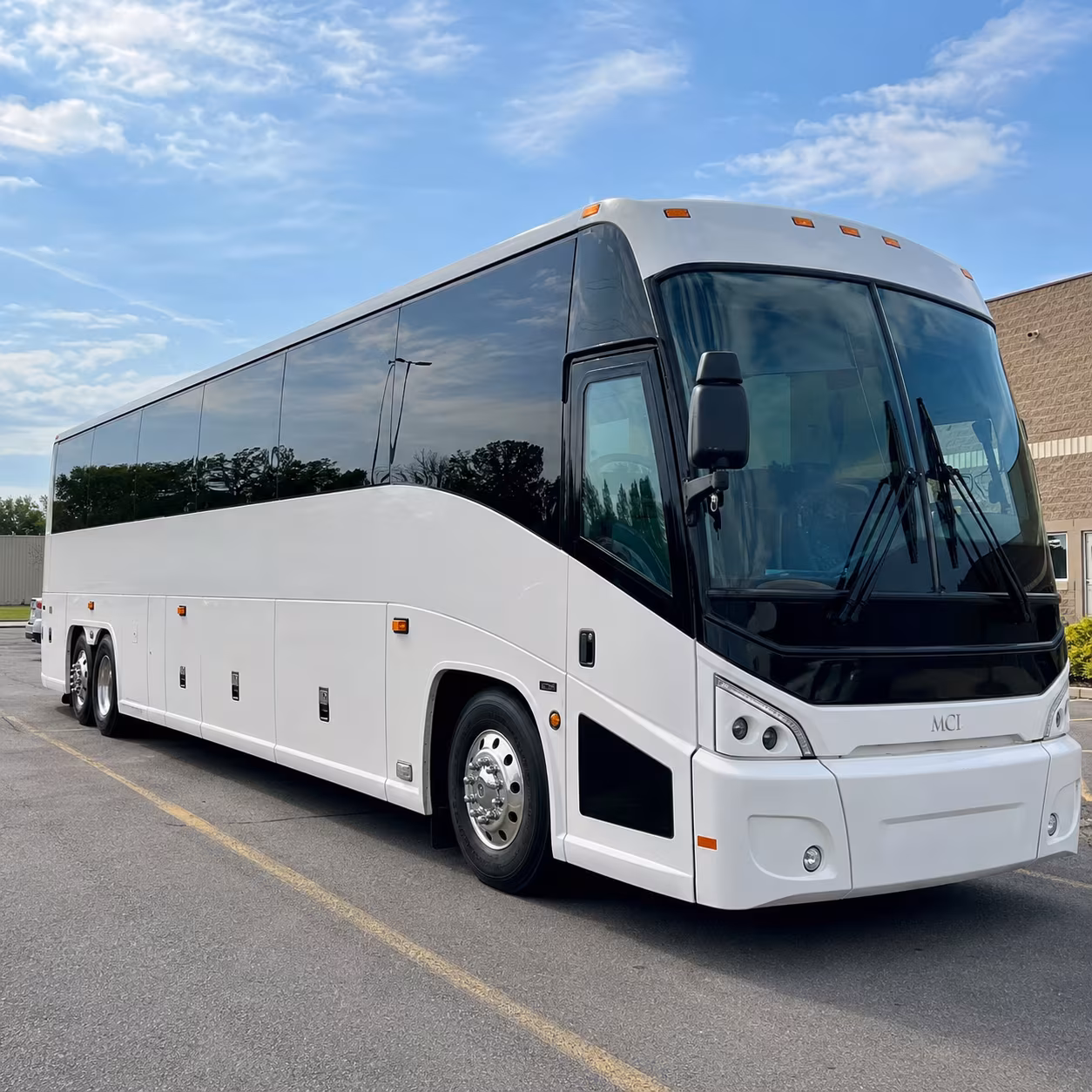 auburn charter bus rentals for long distance trips to seattle portland and beyond