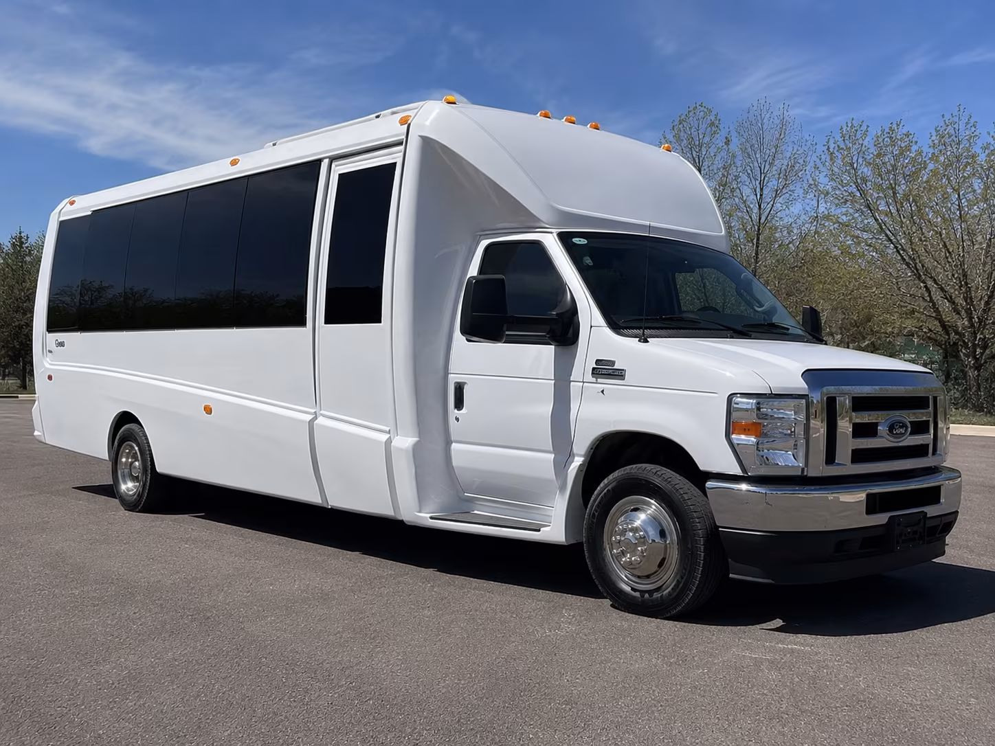 auburn corporate party bus rental
