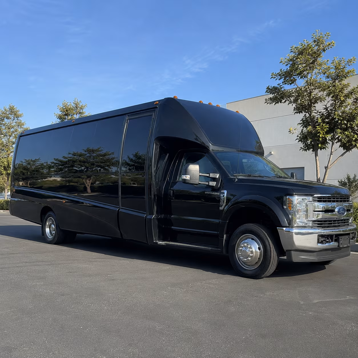 auburn night out party bus rental
