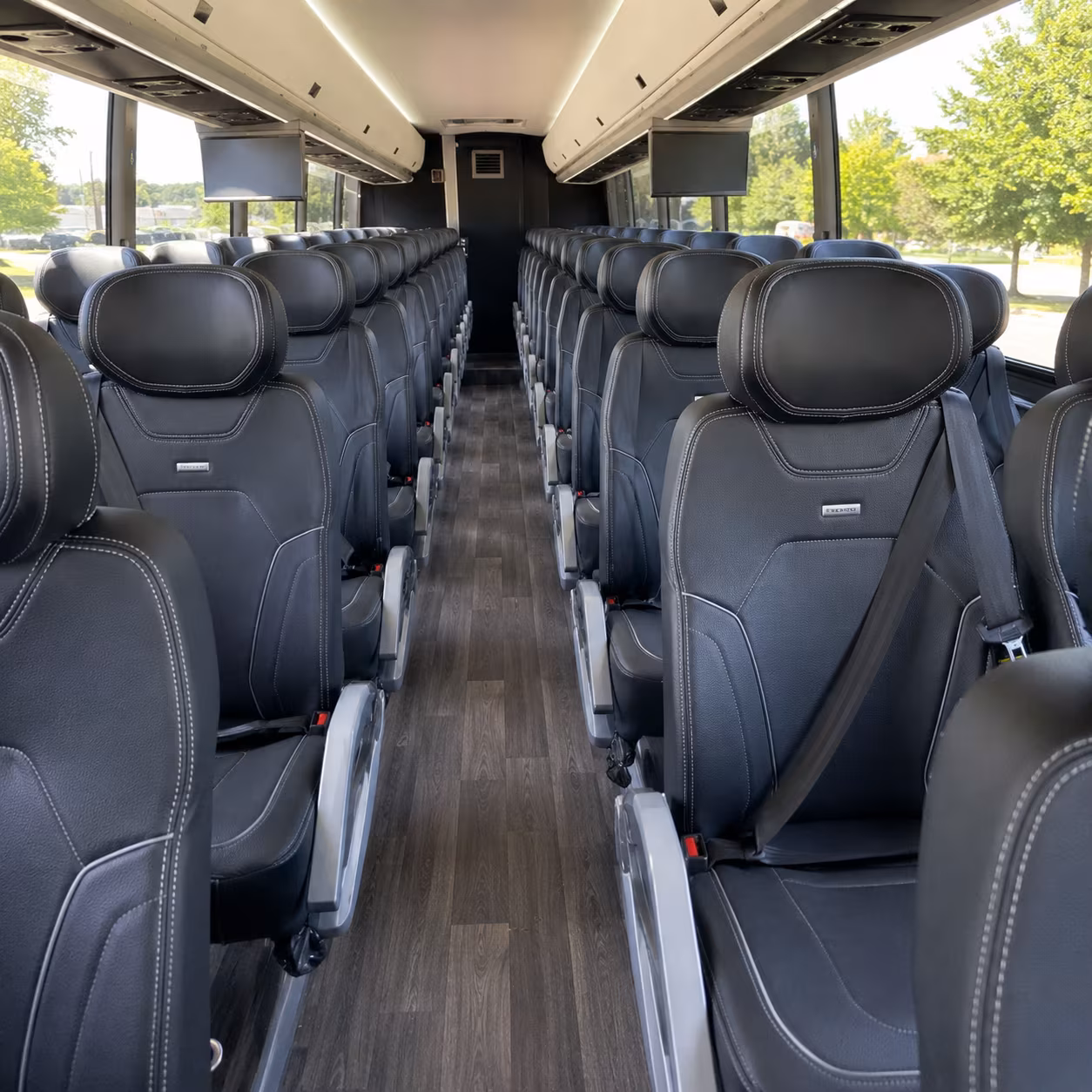 charter buses for auburn area museum and science field trips