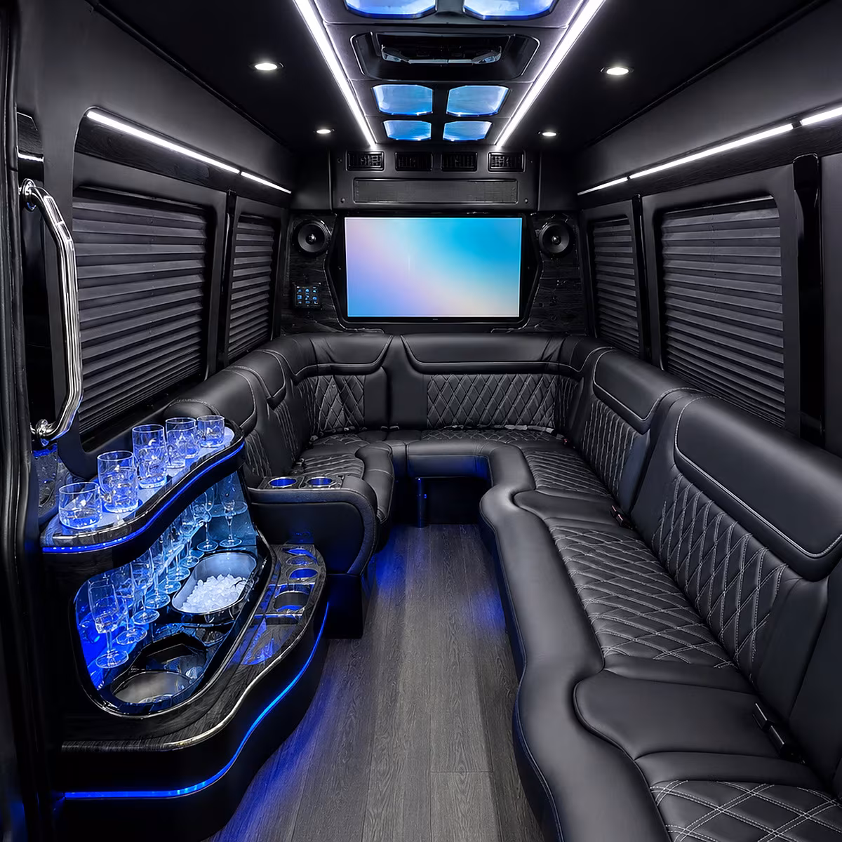 emerald downs race days group outings party bus rental