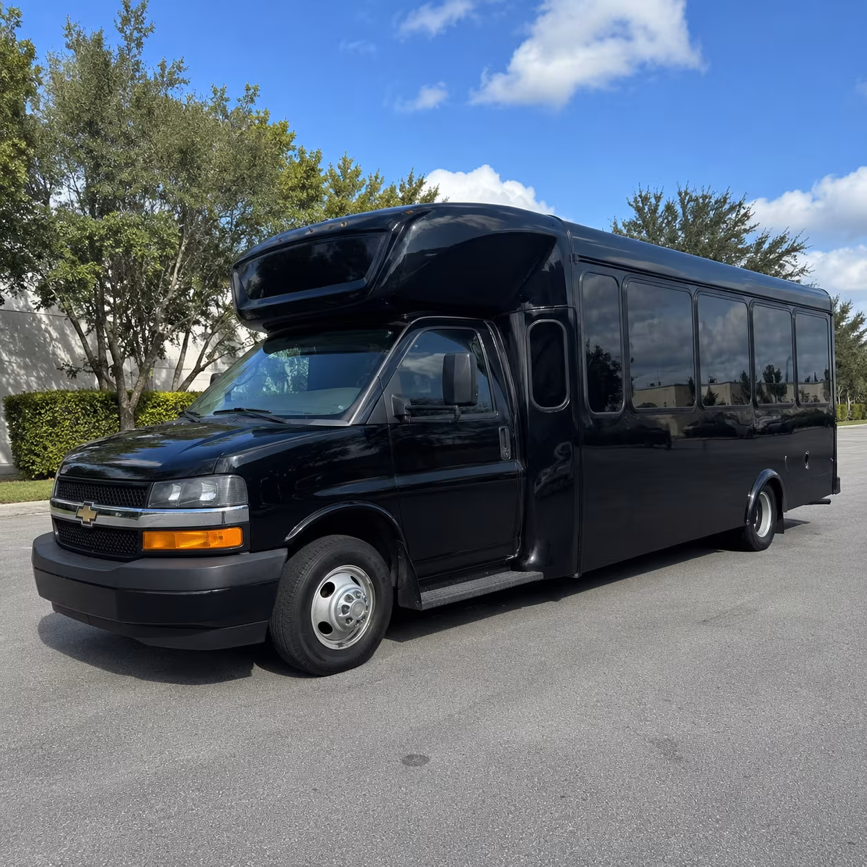 party buses and charter buses to mariners games at t mobile park
