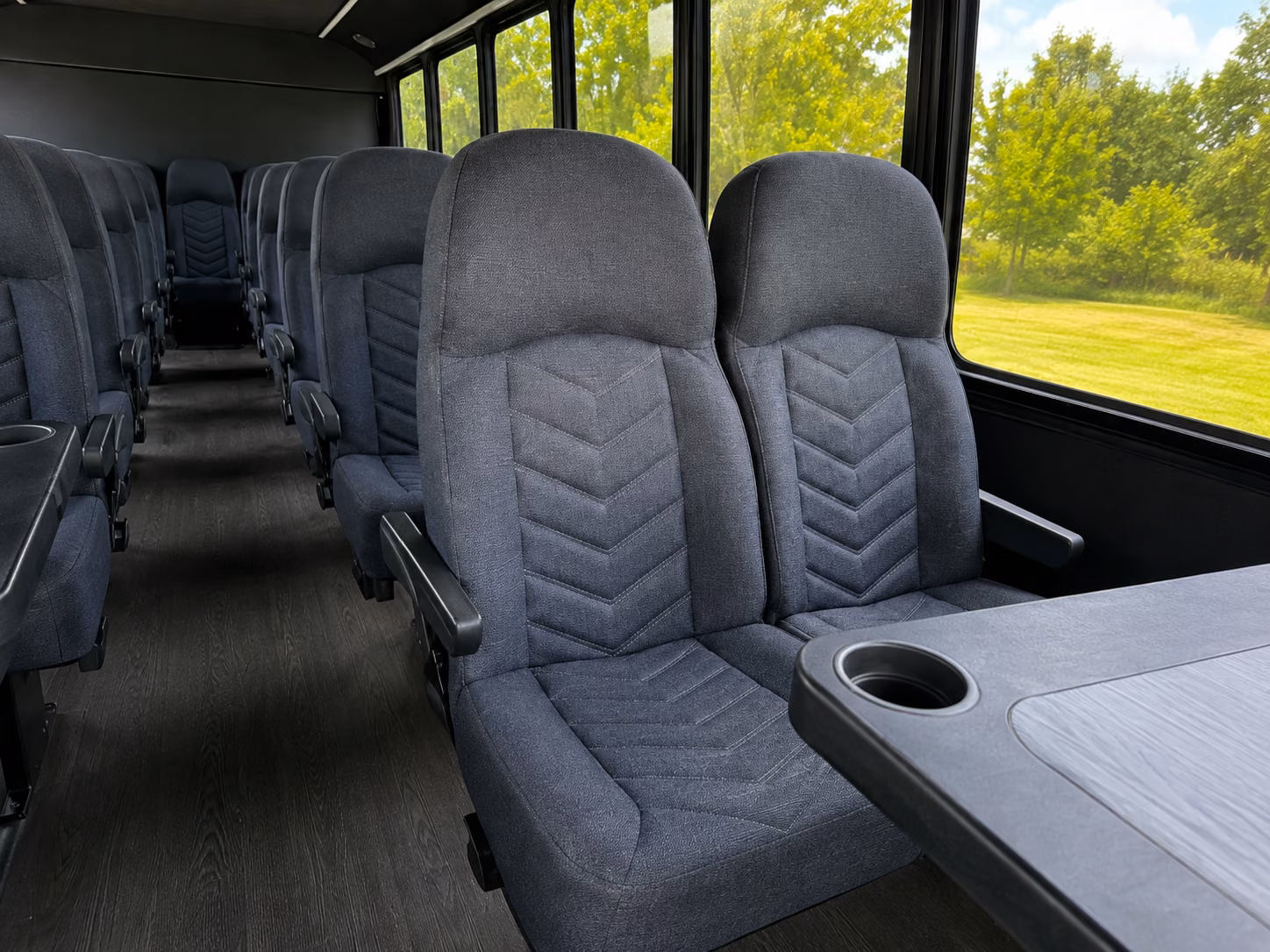 shuttle buses for auburn wedding guests between hotels and venues